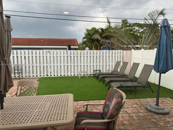 1660 NE 25th Ave, Pompano Beach FL 33062