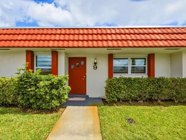 5800 W Fernley Dr W 9, West Palm Beach FL 33415