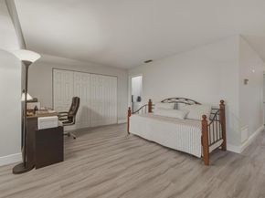 5800 W Fernley Dr W 9, West Palm Beach FL 33415