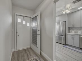 5800 W Fernley Dr W 9, West Palm Beach FL 33415