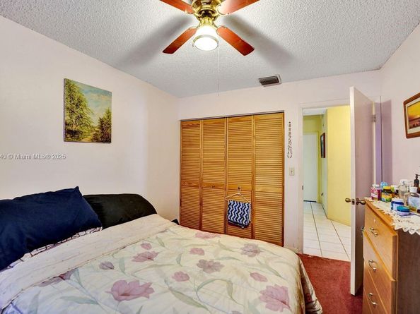 2350 E Lake Miramar Cir, Miramar FL 33025