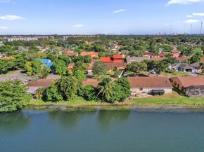 2350 E Lake Miramar Cir, Miramar FL 33025