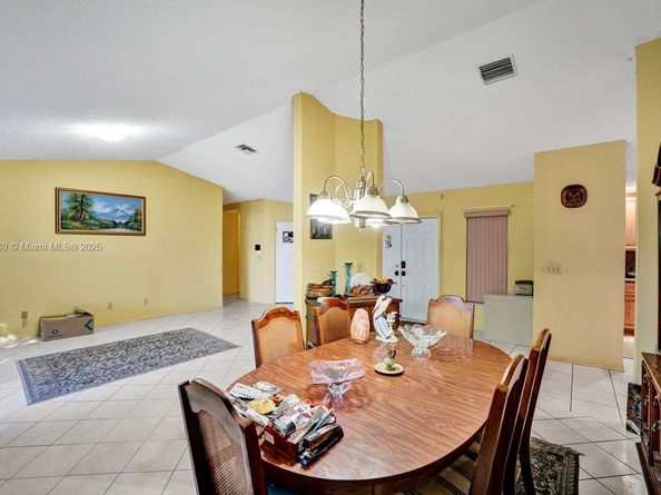 2350 E Lake Miramar Cir, Miramar FL 33025