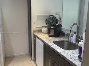 7075 NW 186th St C409, Hialeah FL 33015