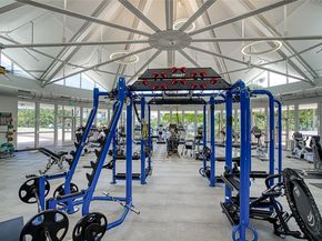 2500 Parkview Dr 911, Hallandale Beach FL 33009