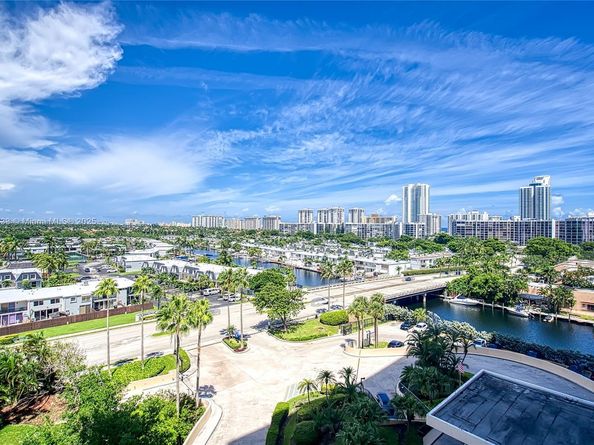 2500 Parkview Dr 911, Hallandale Beach FL 33009