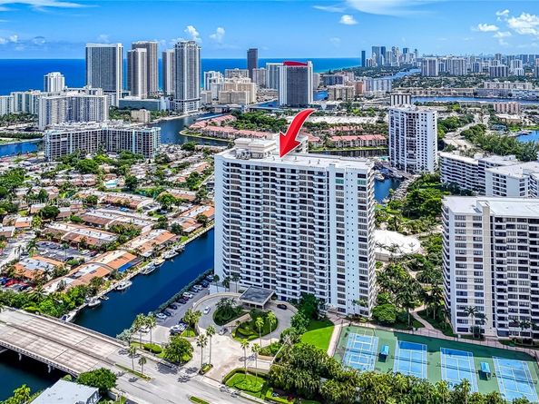 2500 Parkview Dr 911, Hallandale Beach FL 33009