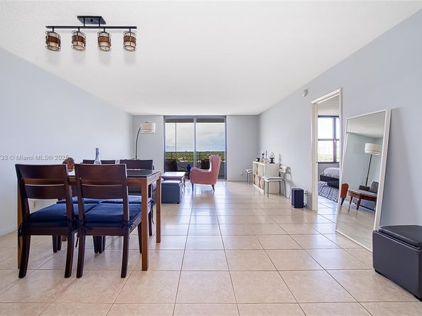 2500 Parkview Dr 911, Hallandale Beach FL 33009
