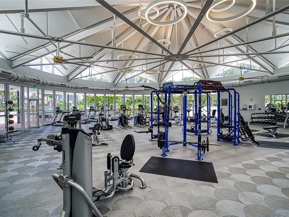 2500 Parkview Dr 911, Hallandale Beach FL 33009