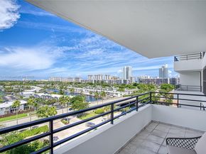 2500 Parkview Dr 911, Hallandale Beach FL 33009