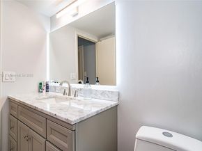 2500 Parkview Dr 911, Hallandale Beach FL 33009