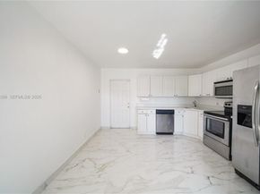 2709 NW 54th St, Tamarac FL 33309