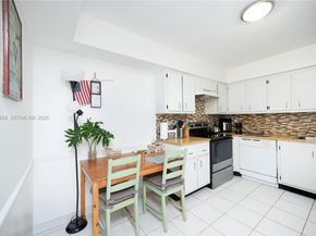 16400 Golf Club Rd 305, Weston FL 33326