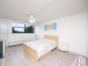 16400 Golf Club Rd 305, Weston FL 33326