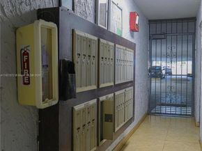 13685 NE 10th Ave 209, North Miami FL 33161