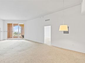 3001 NE 185th St 716, Aventura FL 33180