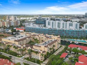 3001 NE 185th St 716, Aventura FL 33180