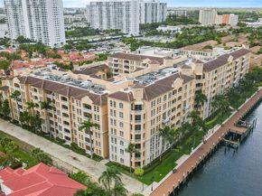 3001 NE 185th St 716, Aventura FL 33180