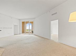 3001 NE 185th St 716, Aventura FL 33180