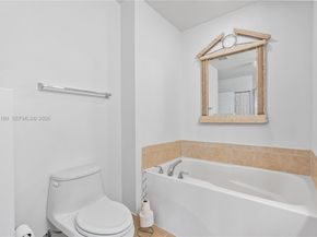 3001 NE 185th St 716, Aventura FL 33180