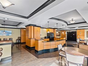 3001 NE 185th St 716, Aventura FL 33180