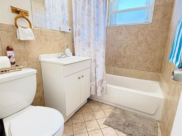 411 SW 10th Terrace, Hallandale Beach FL 33009