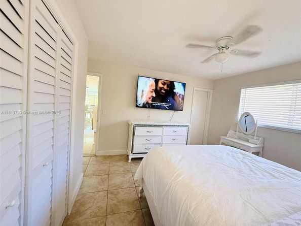 411 SW 10th Terrace, Hallandale Beach FL 33009