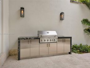 639 Almeria Ave, Coral Gables FL 33134