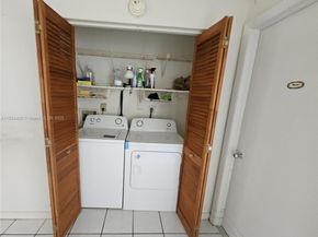 10466 SW 75th Ln 10466, Miami FL 33173