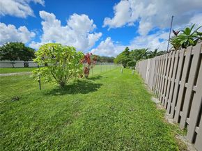 10466 SW 75th Ln 10466, Miami FL 33173