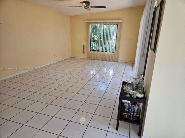 10466 SW 75th Ln 10466, Miami FL 33173