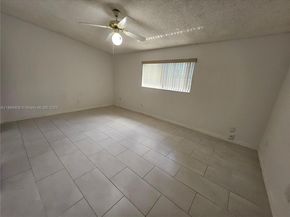 10466 SW 75th Ln 10466, Miami FL 33173