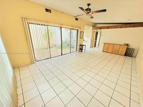 10466 SW 75th Ln 10466, Miami FL 33173