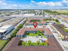 4050 NW 135th St 2111, Opa-Locka FL 33054