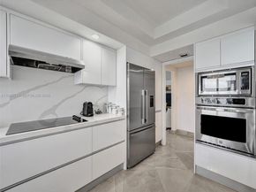 7000 Island Blvd 1207, Aventura FL 33160