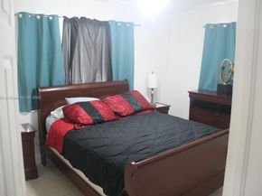 3430 NW 16th St, Miami FL 33125