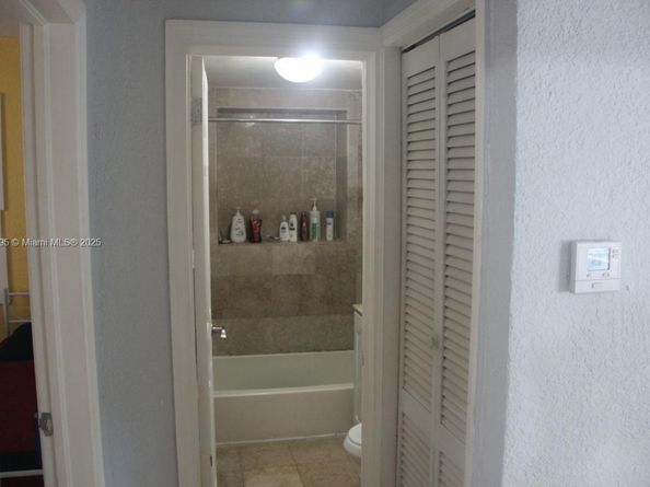 3430 NW 16th St, Miami FL 33125