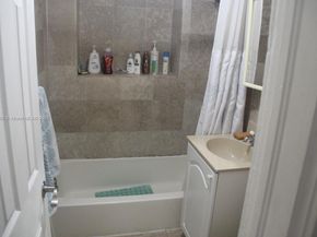3430 NW 16th St, Miami FL 33125