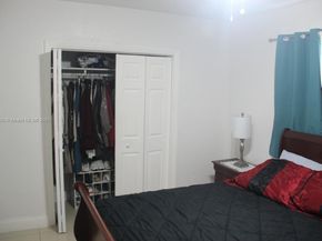 3430 NW 16th St, Miami FL 33125