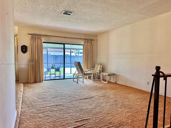 880 NW 49th Ave, Coconut Creek FL 33063