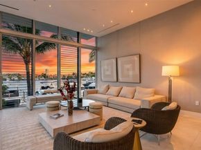 3750 Yacht Club Dr TH1, Aventura FL 33180