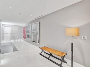 3750 Yacht Club Dr TH1, Aventura FL 33180