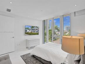 3750 Yacht Club Dr TH1, Aventura FL 33180