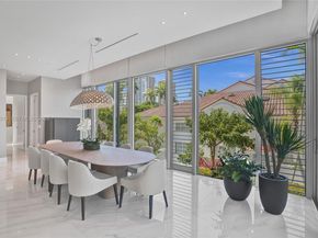 3750 Yacht Club Dr TH1, Aventura FL 33180