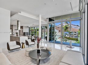 3750 Yacht Club Dr TH1, Aventura FL 33180