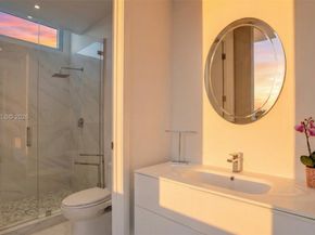 3750 Yacht Club Dr TH1, Aventura FL 33180