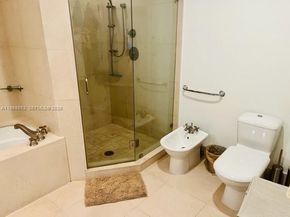 6799 Collins Ave 412, Miami Beach FL 33141