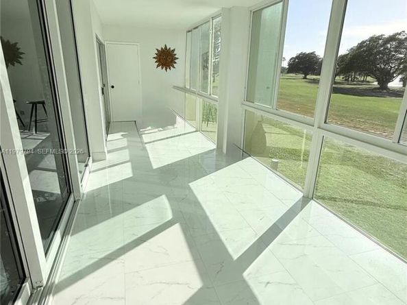 3661 Via Poinciana 206, Lake Worth FL 33467