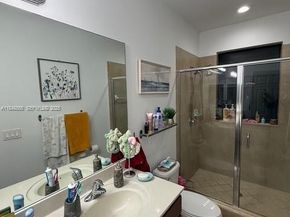 11290 NW 88th Ter, Doral FL 33178