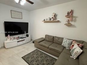 11290 NW 88th Ter, Doral FL 33178